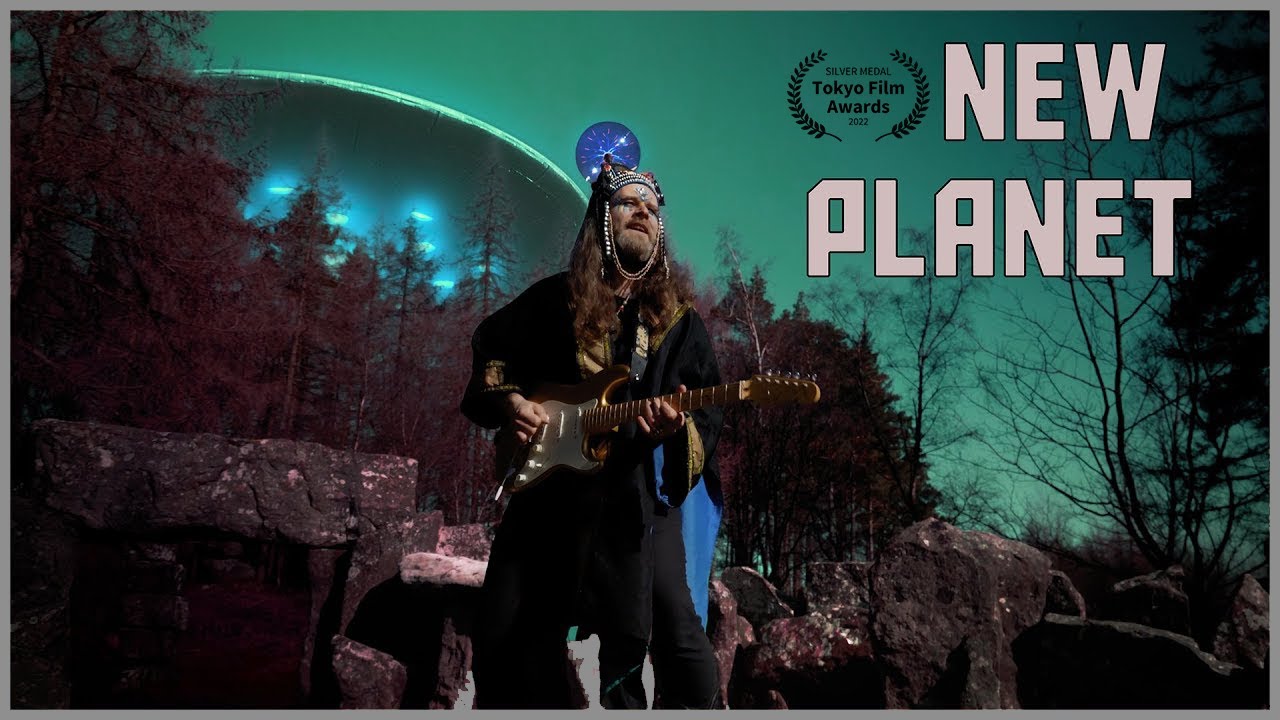 Load video: HENGE - New Planet - official video